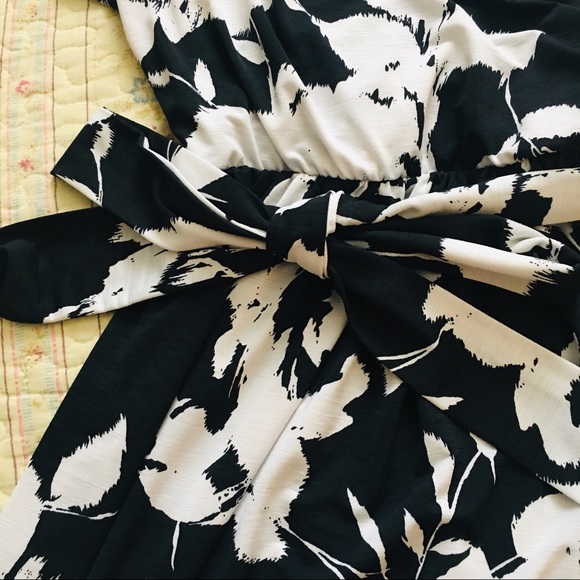 2xHPππ Floral Maternity Maxi Dress - Picture 5 of 6